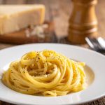 A plate of Cacio e Pepe